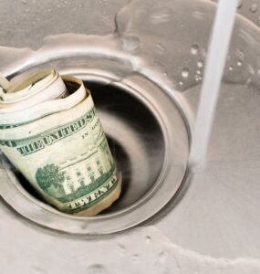 10 Bad Money Habits to Ditch Before 2024