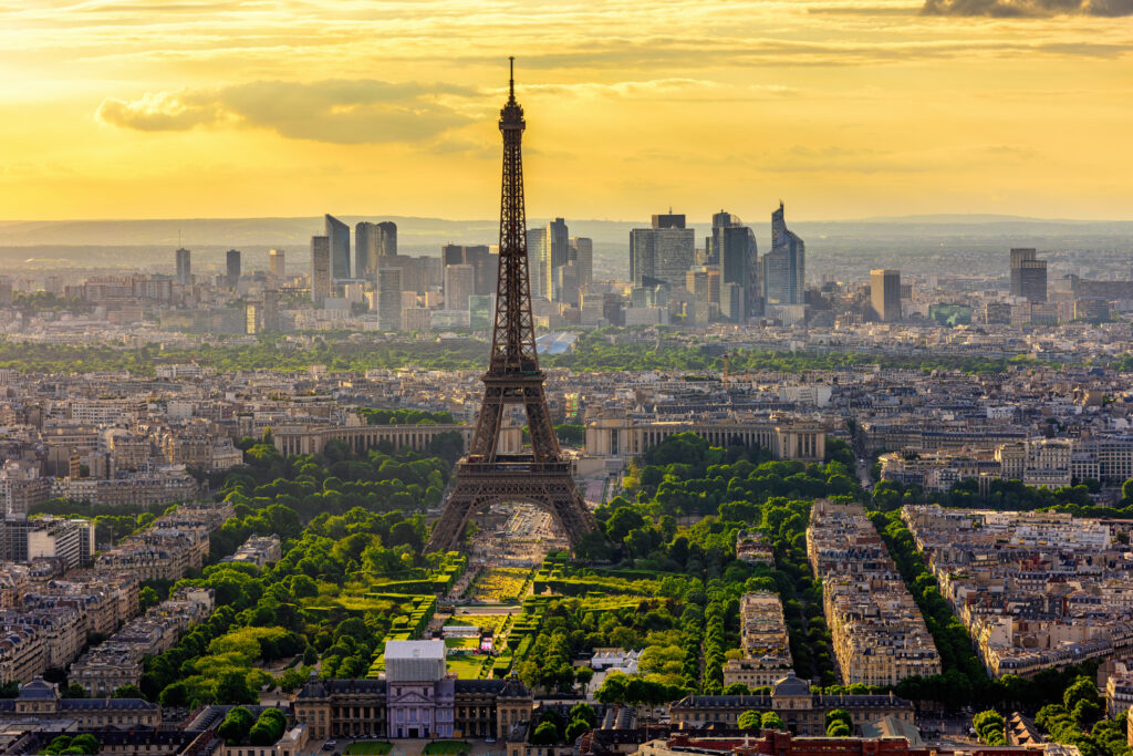 Eiffel Tower - Popular Travel Destinations