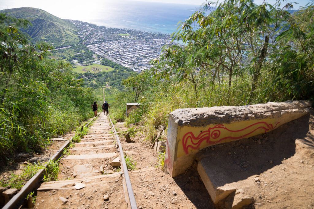 Oahu Travel Guide - Koho Crater Stairs